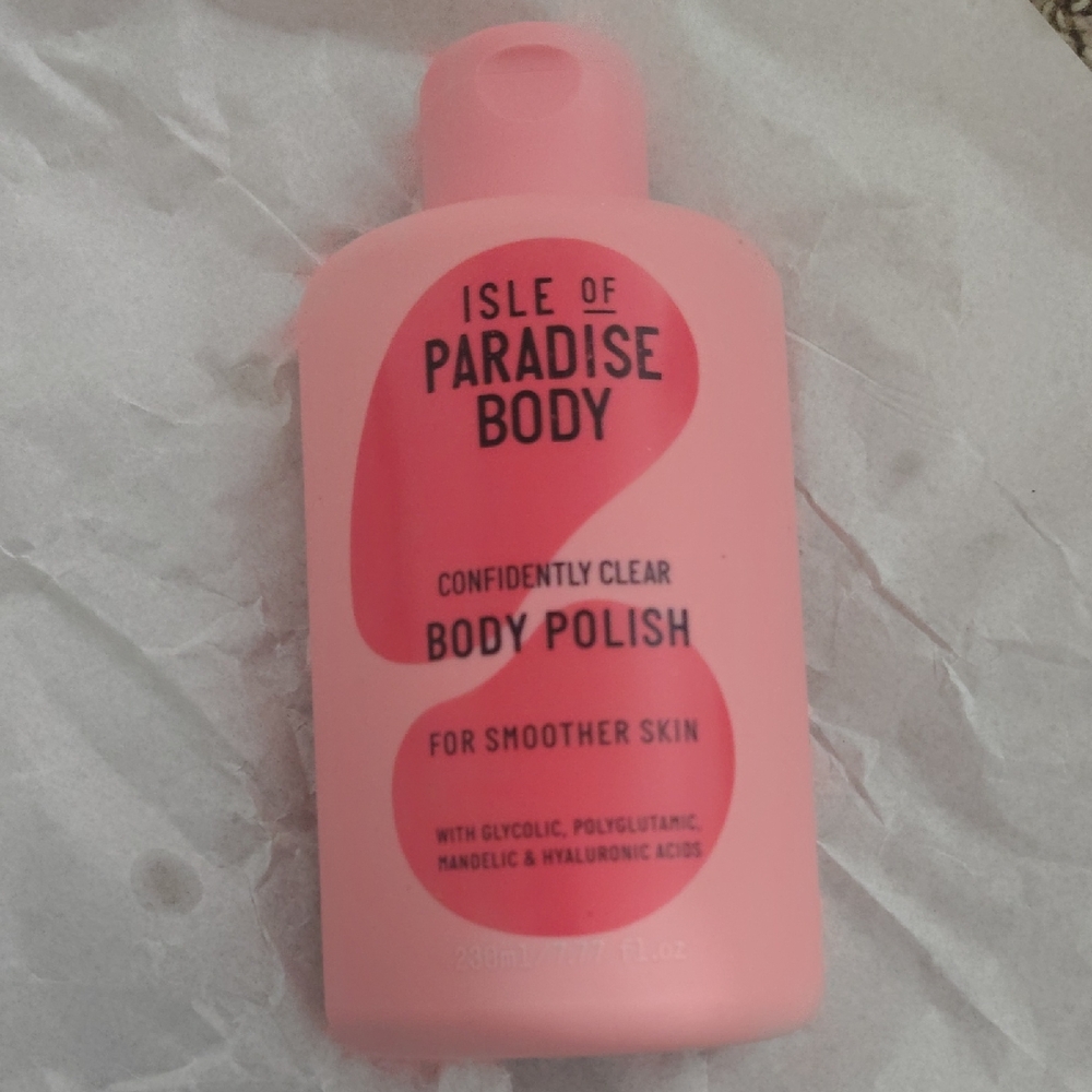 Isle of Paradise Body Confidently Clear Body Polish 230 mL